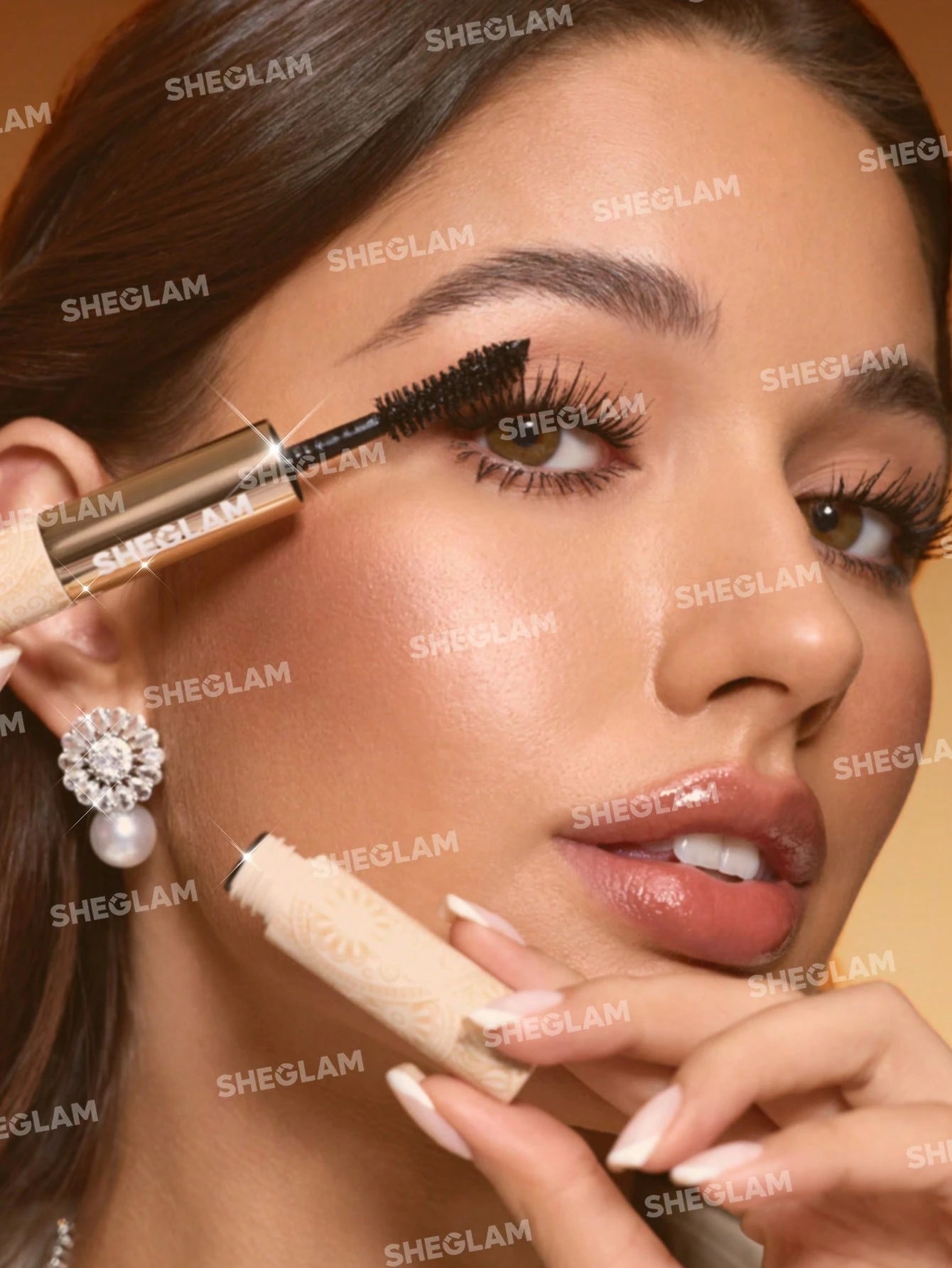 SHEGLAM Mascara de pestañas All in One 24k Multi efecto